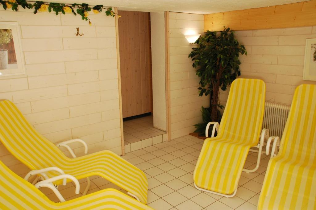 Ahnenhöfl Partenen Exterior foto