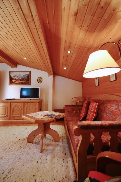 Ahnenhöfl Partenen Zimmer foto